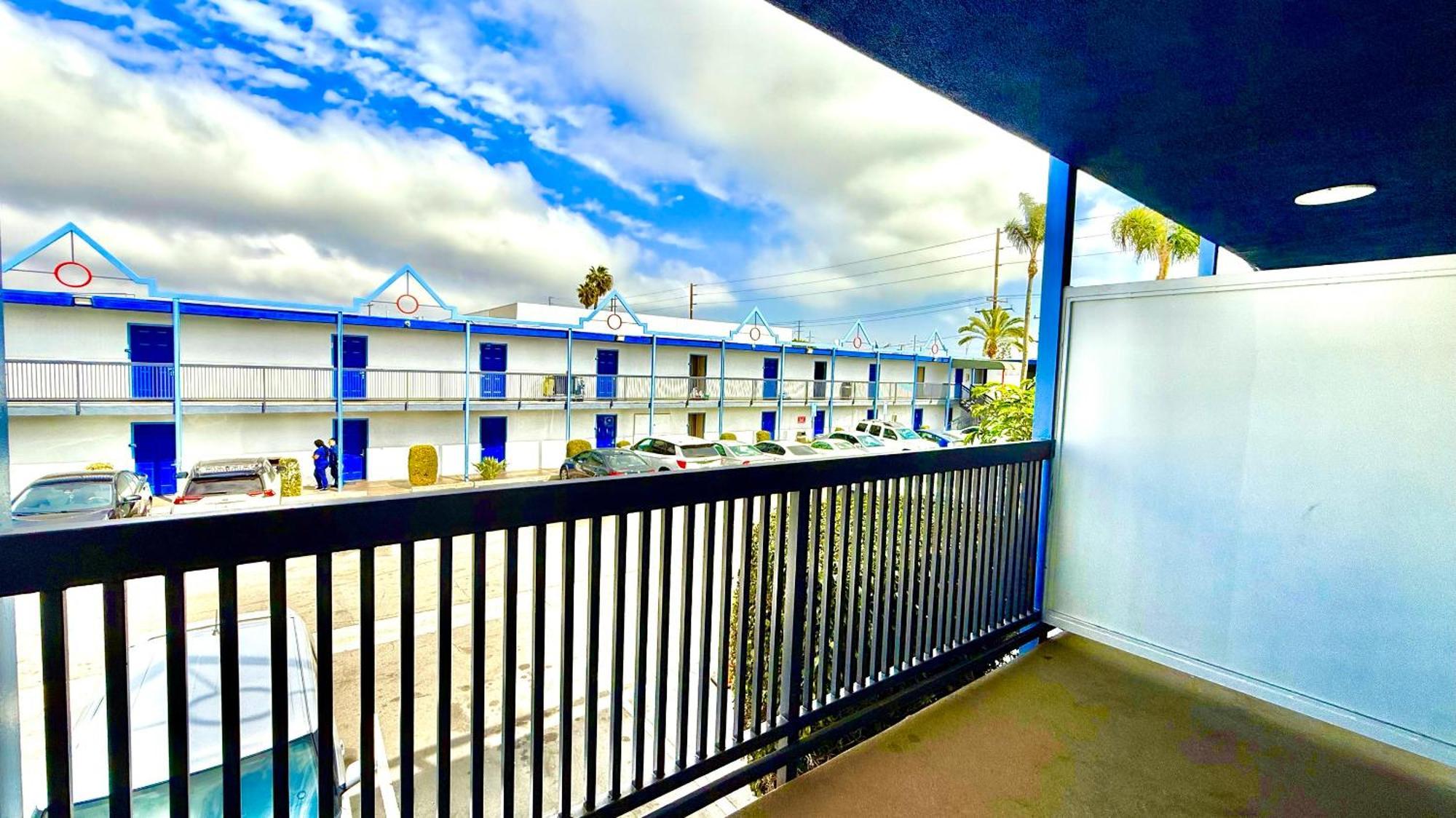 Days Inn By Wyndham Los Angeles Lax/Venicebch/Marina Delray Інґлвуд Екстер'єр фото